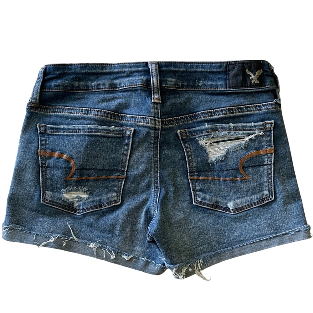 🌻🌻 American Eagle Outfitters Distress Shorts 🌺 - Picture 2 of 4